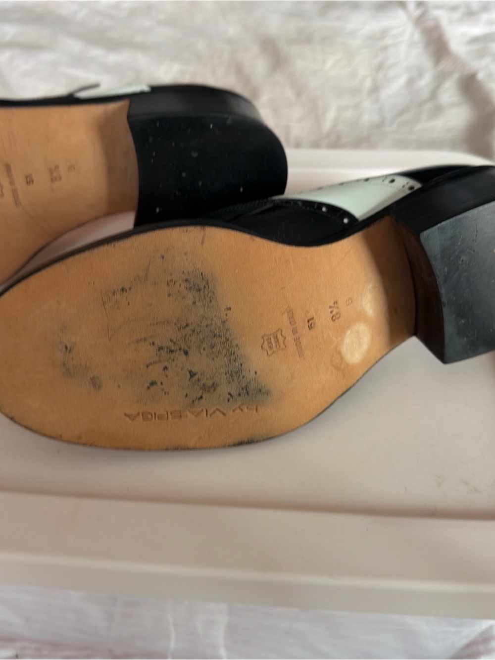 Vintage Via Spiga Black and White Two-Tone Wingtip Oxfords - Picture 5 of 7